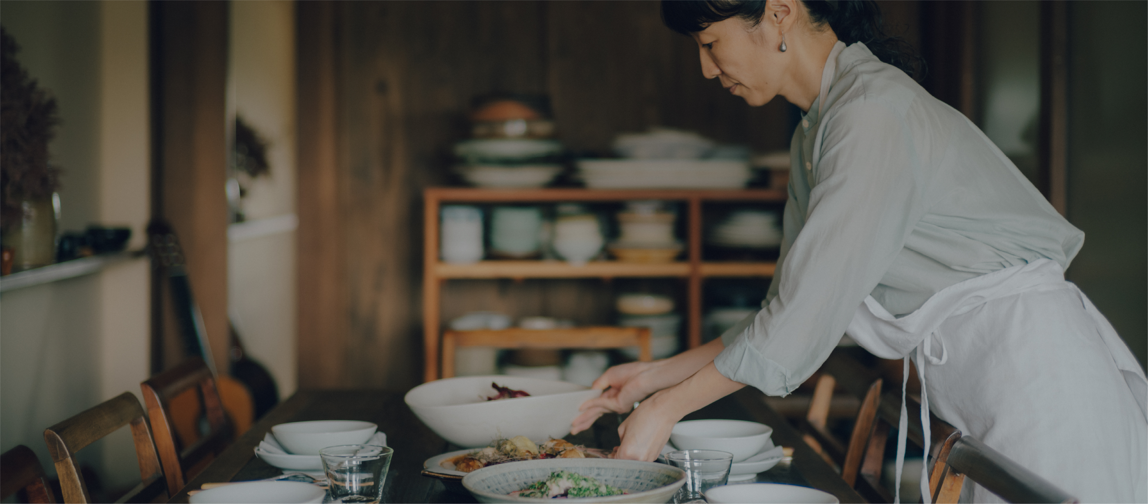 料理人が驚いた「おいしい切れ味」を、ご家庭でも使いやすい三徳包丁で。